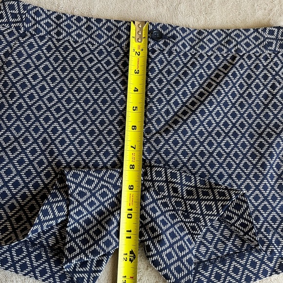 Banana Republic Hampton Fit Shorts - Picture 10 of 11